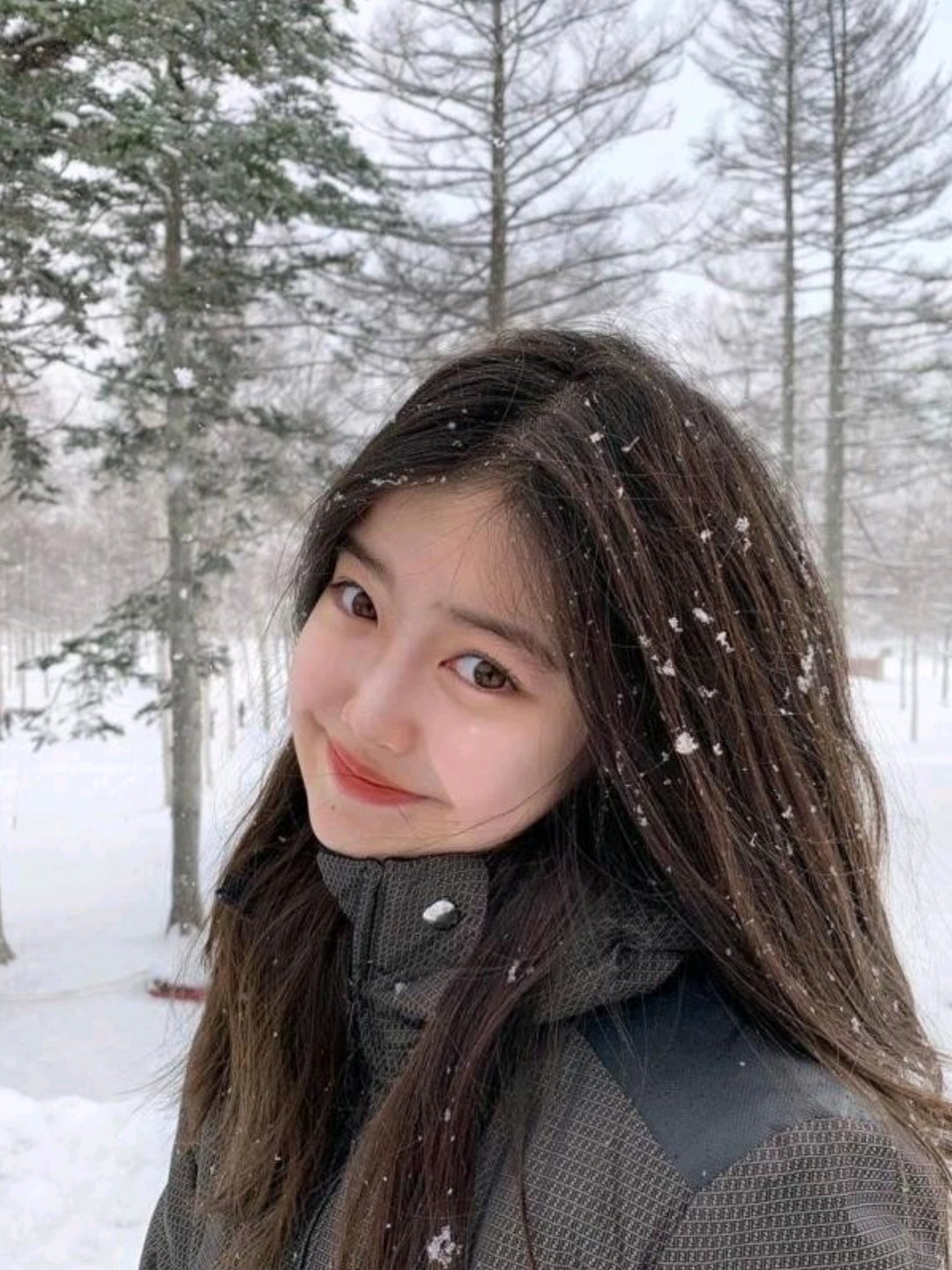 96ins中被誉称作中国版jennie的猫系幼幼脸少_圈子-新氧美容整形