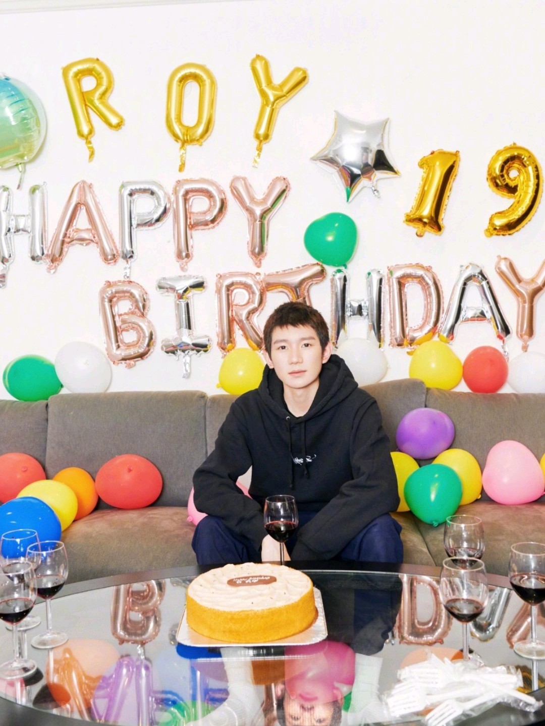 医美手段拯救痘痘肌(下)·还记得王源长痘上热搜了吗_圈子-新氧美容