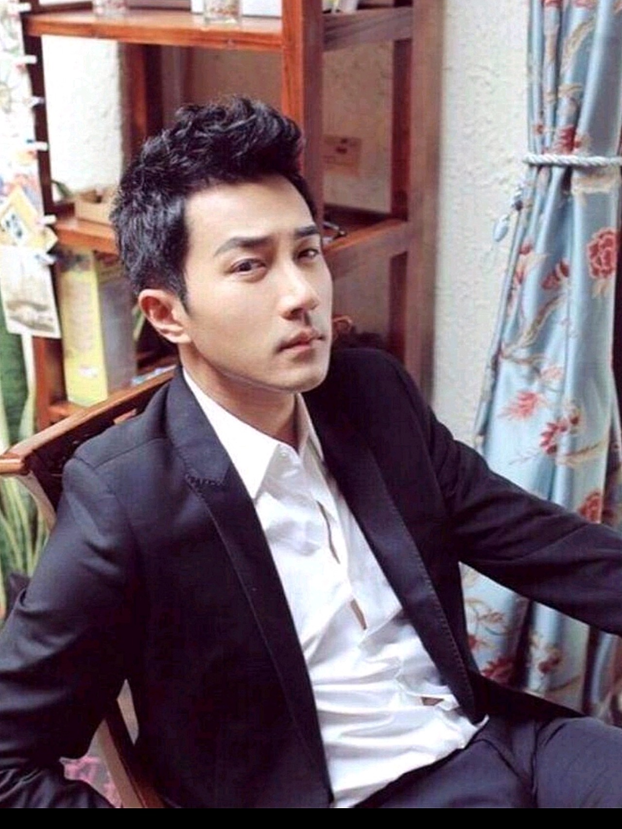 双眼皮 开眼角刘恺威从路人到明星,原来是了开眼角