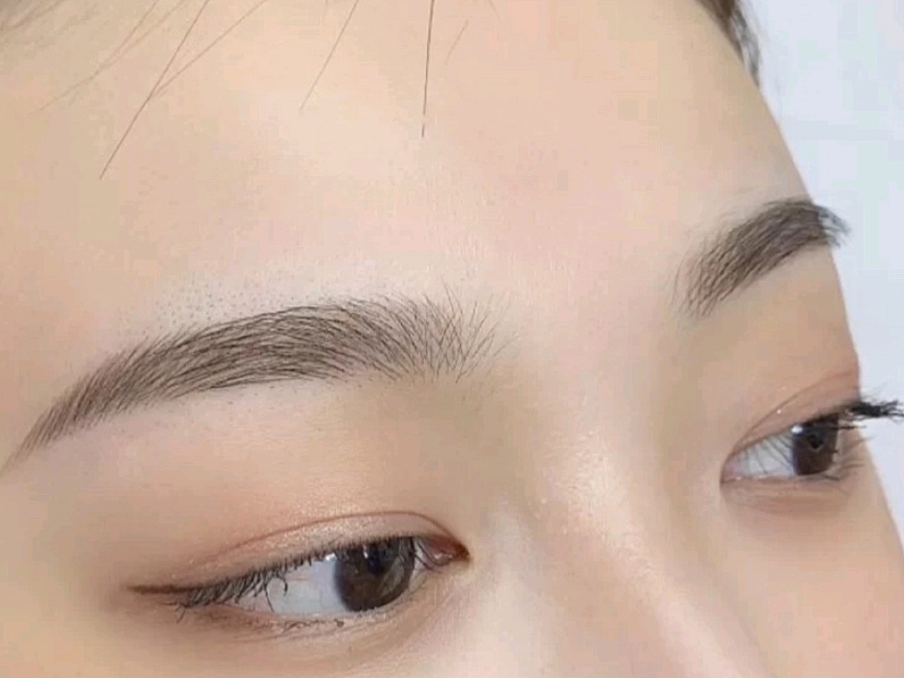 这家纹眉店其实自己已经关注了特别久了,因为在小红书上面看了这家店