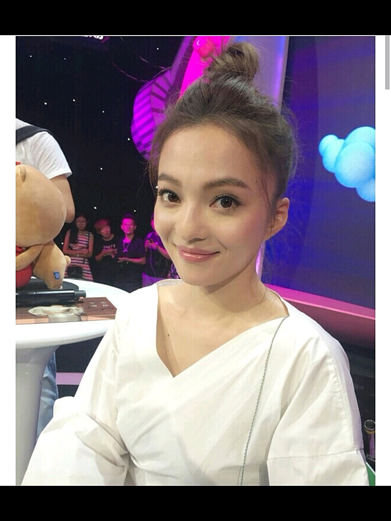 张韶涵的脸就像她的身材和歌,小只却有力?