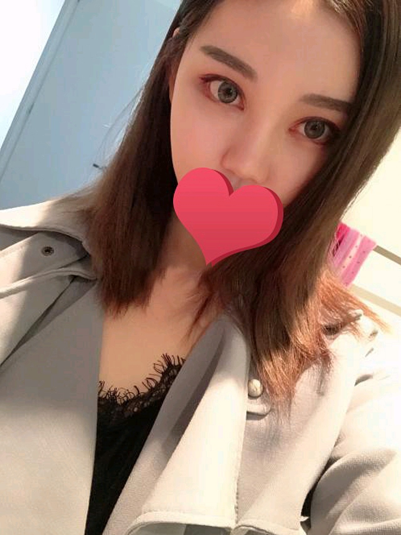 之前的眼睛眼尾上翘看着眼睛有点狭小,有点阴险的感觉_圈子-新氧美容