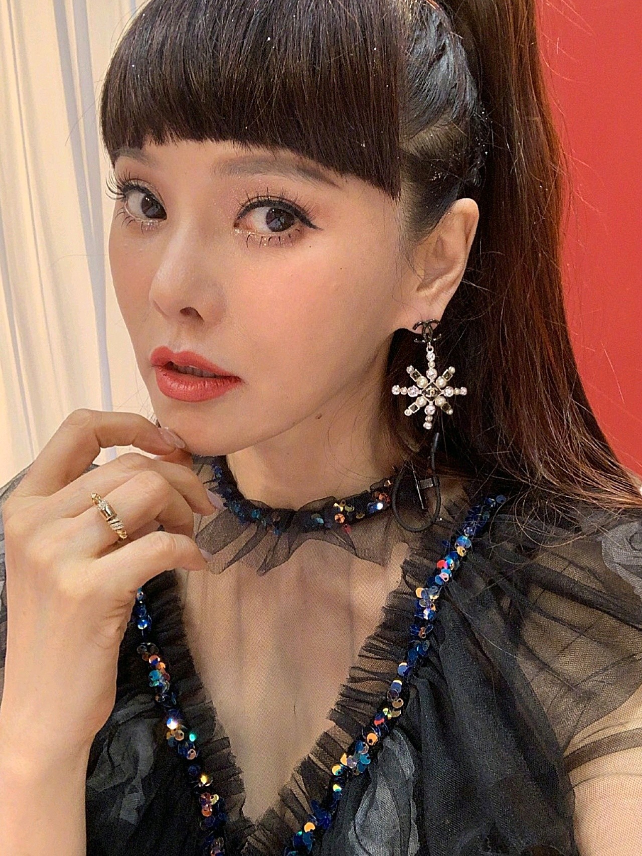 冻龄美女 五十岁还是一枝花