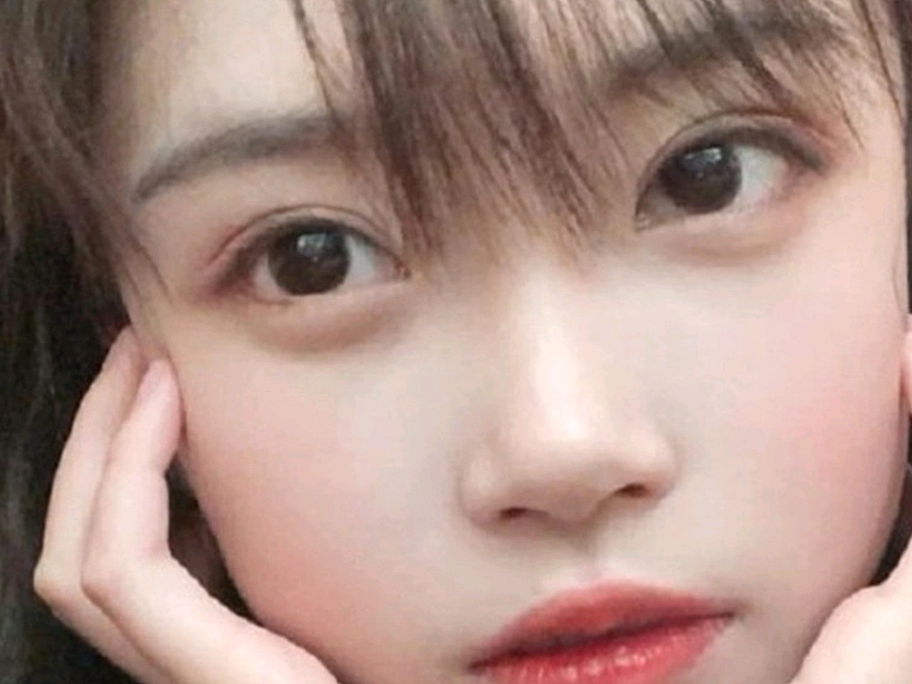 作为一个甜甜的小可爱,没有一双可爱的眼睛怎么行呢?