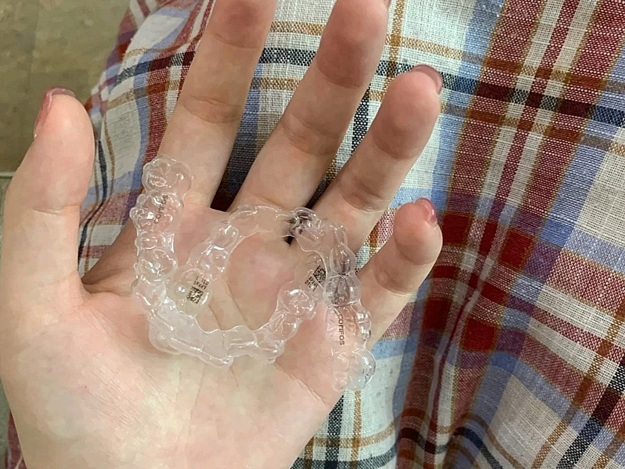 时代天使隐形矫正今天突发奇想,拿出第一幅牙套来想_圈子-新氧美容