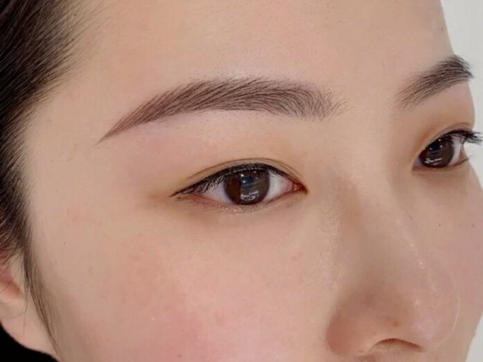 丝影飘眉是这家莲姿娜的纹眉项目,属于根状眉的一种,_圈子-新氧美容