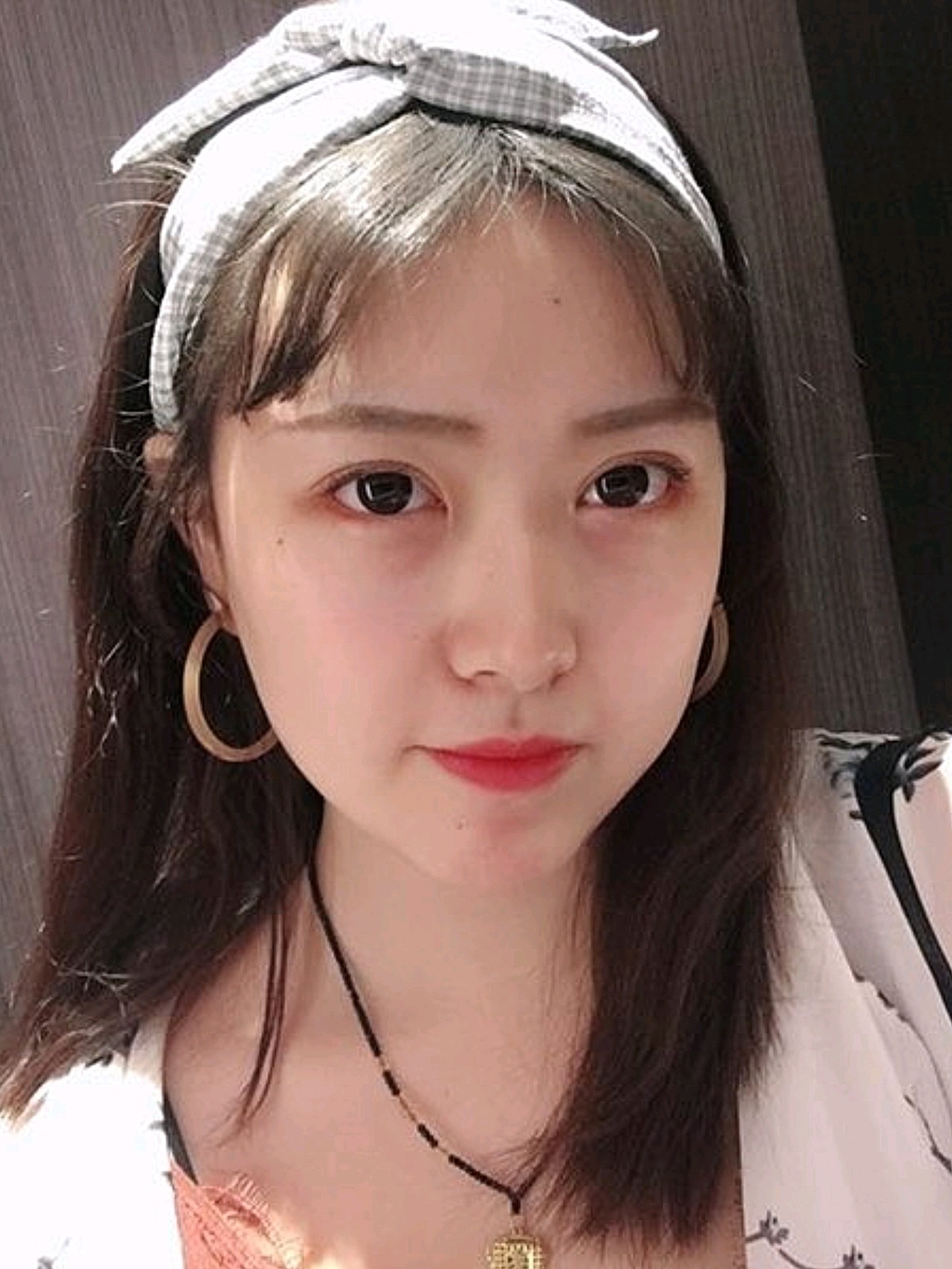 看微胖女孩儿是怎样提升颜值的?