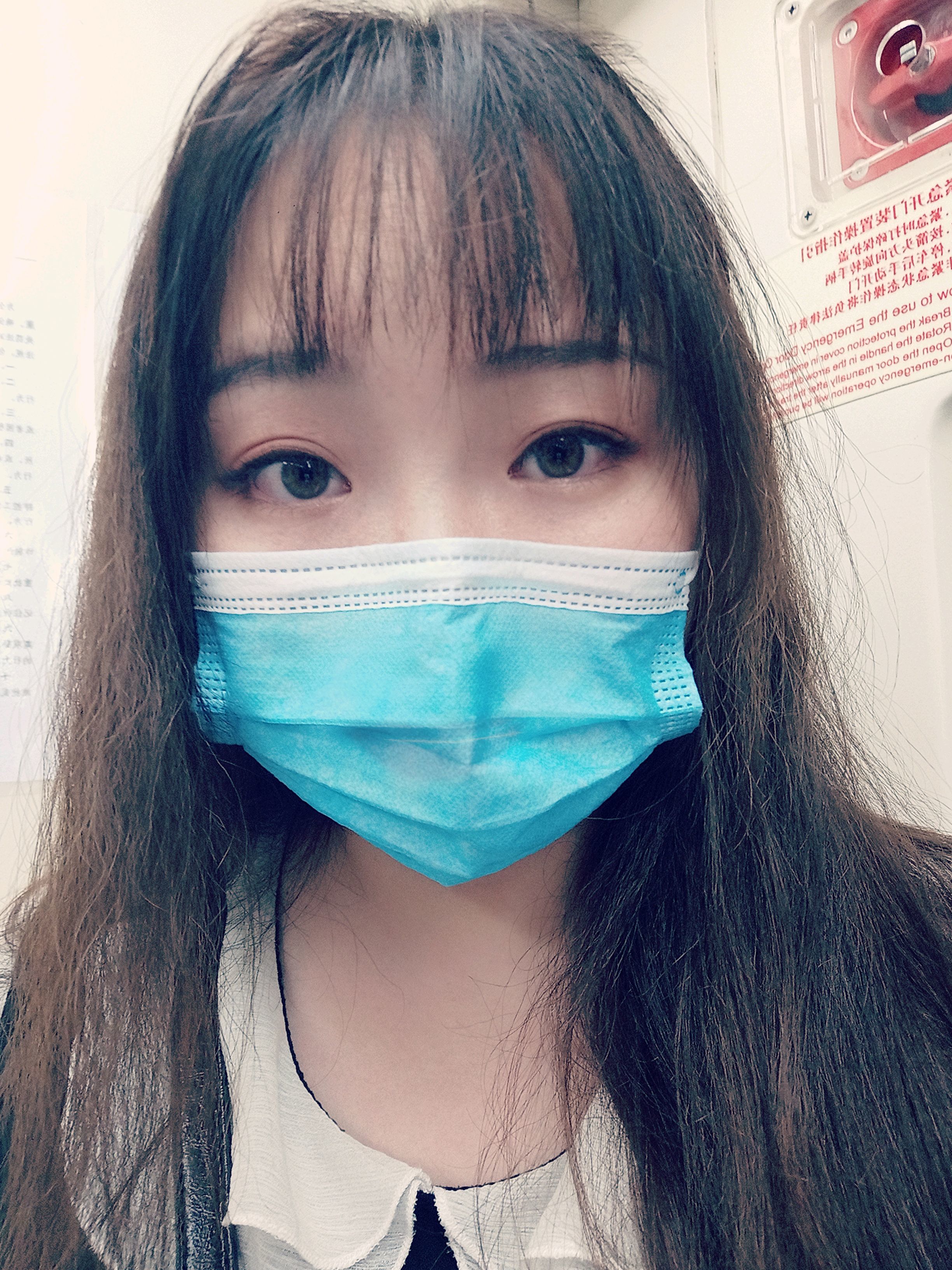 下半脸还是很红,下巴的痧还在,戴口罩出门啦,既防晒_圈子-新氧美容
