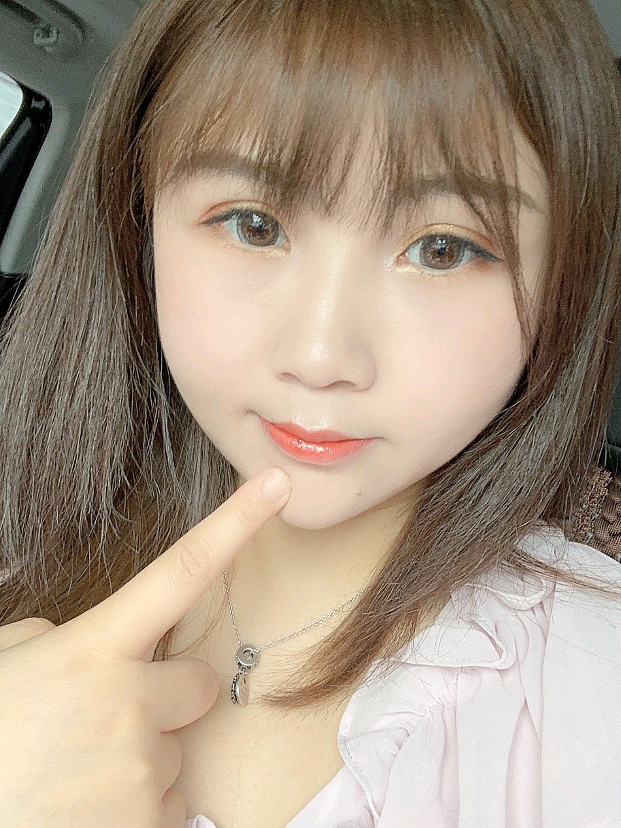 之前我比较胖,脸圆圆的肉肉的,还可以和可爱搭上边,_圈子-新氧美容