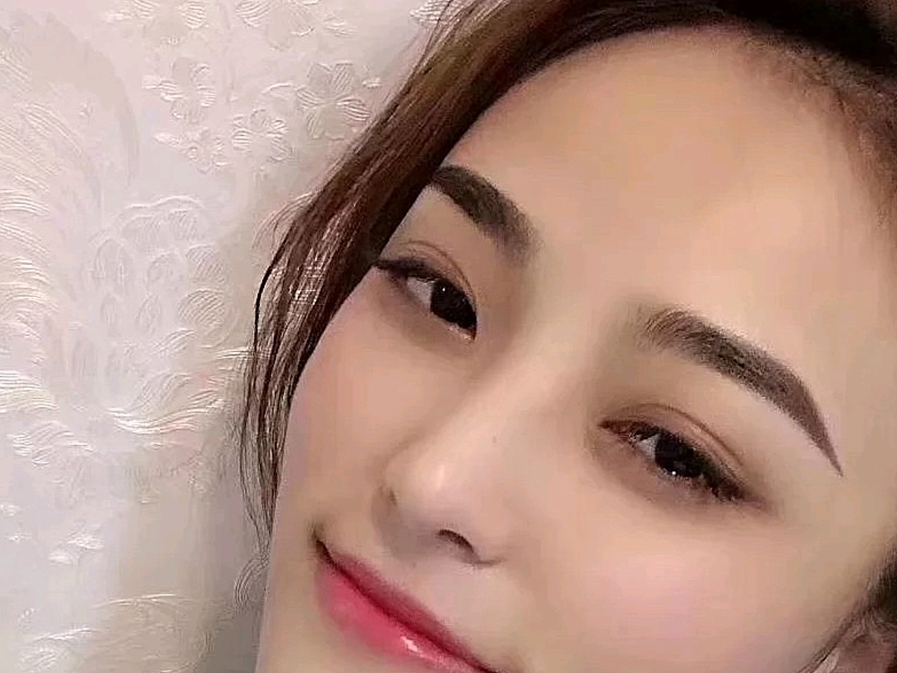 纹完这个眉毛化妆也是方便很多呀