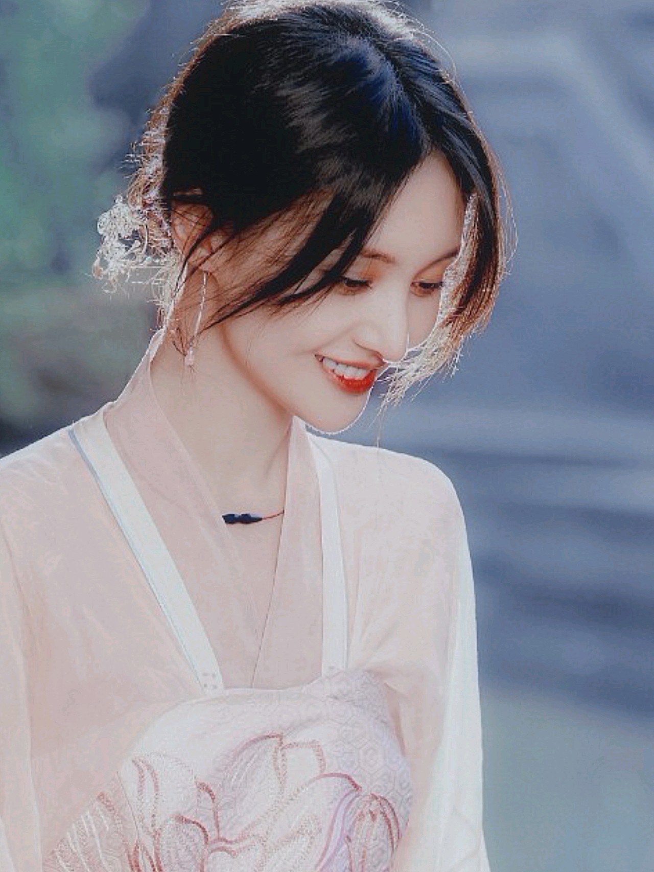 哪些女明星都侧颜秒杀到你了999999面部五官分析—最美_圈子