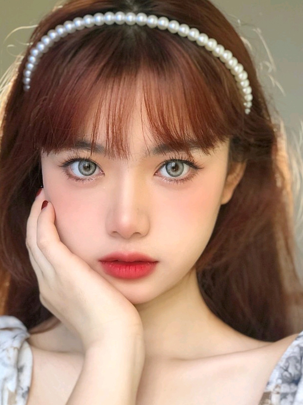 脸部线条也流畅,少女感又回来了喔.