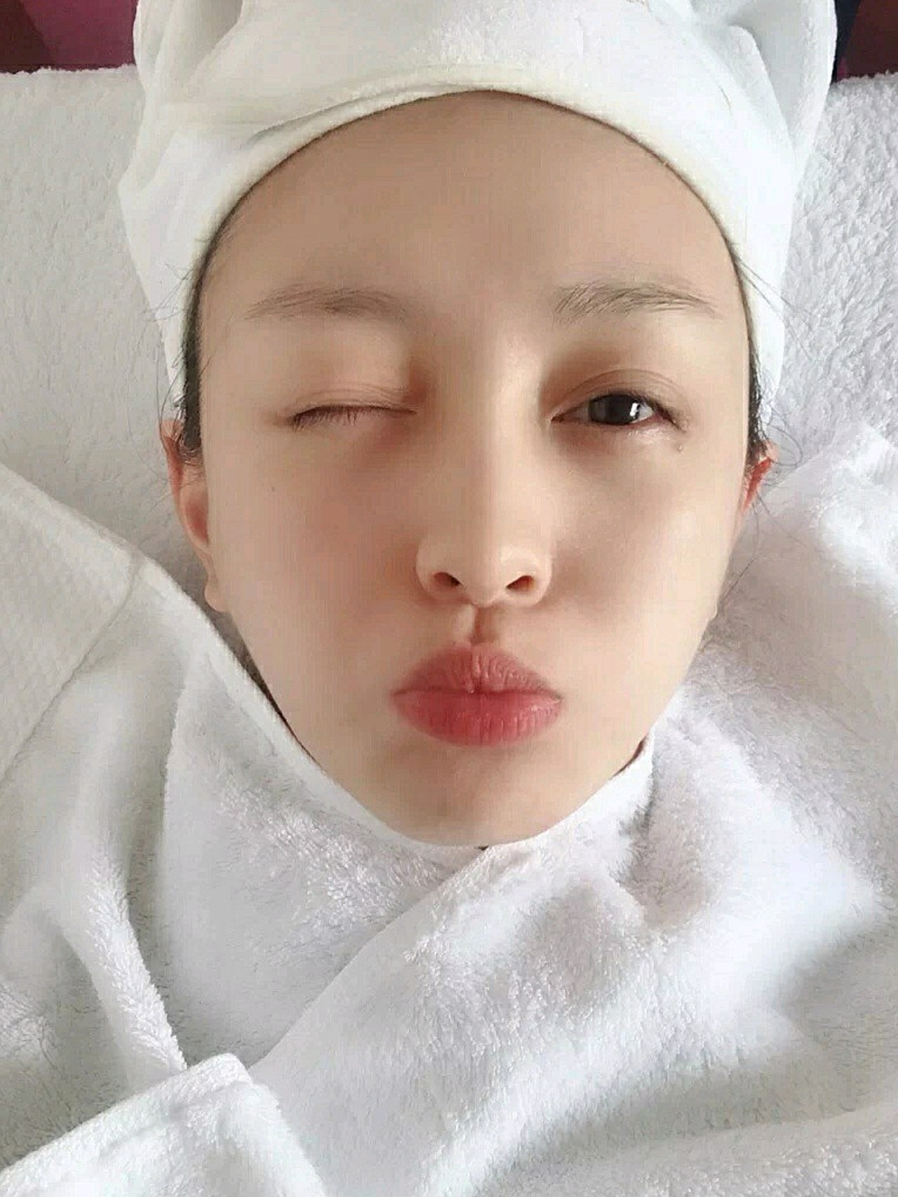 【超微小气泡】韩国超微小气泡 清洁皮肤 祛除黑头 收缩毛孔 清洁皮肤