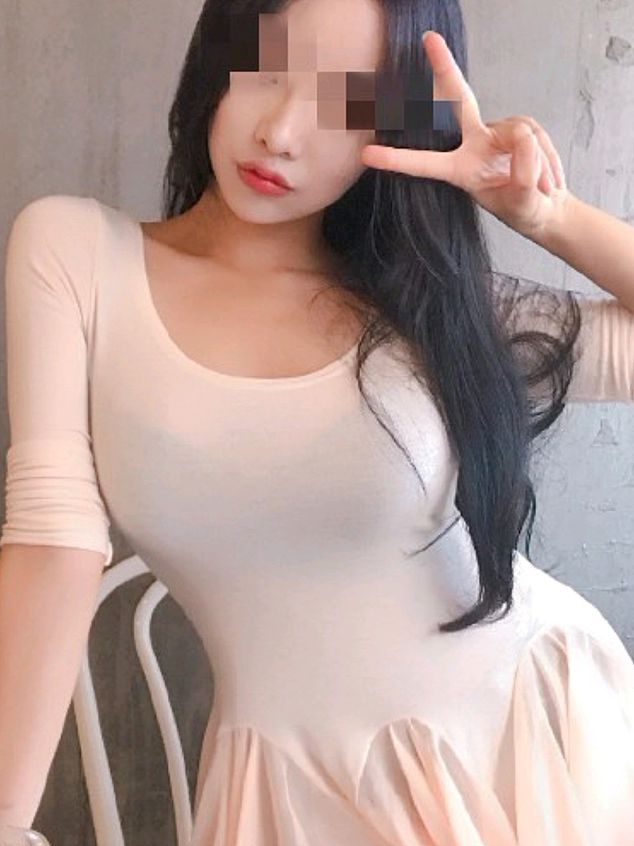 丰胸到现在,手感没得说,很柔软,不是那种硬邦邦的,_圈子-新氧美容整形