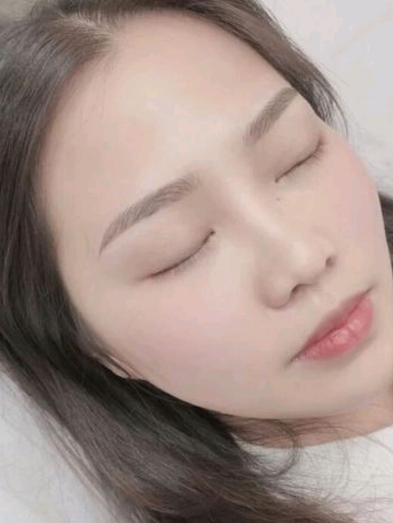 心心念念的半永久定妆眉终于种上草了,见好多小姐姐分_圈子-新氧美容