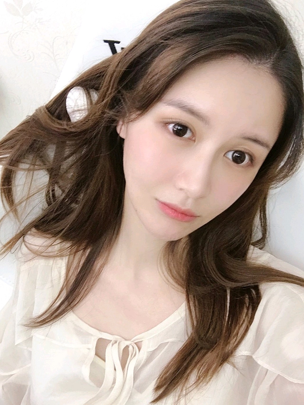 以前很讨厌朋友圈别人经常发自拍,就知道秀秀秀,一看_圈子-新氧美容