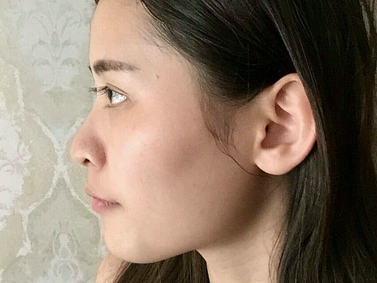 原来侧面看脸肉肉的现在就有形状了还是瘦下来好看
