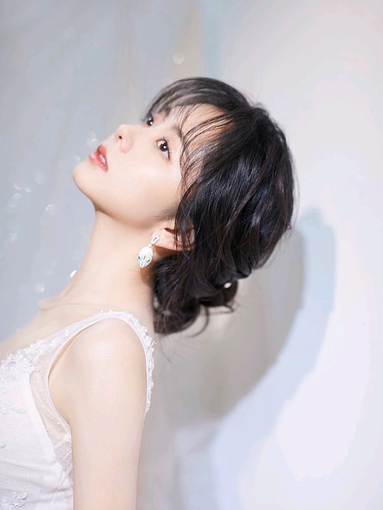 谭松韵的眼睛是我最喜欢的部位 又大又漂亮