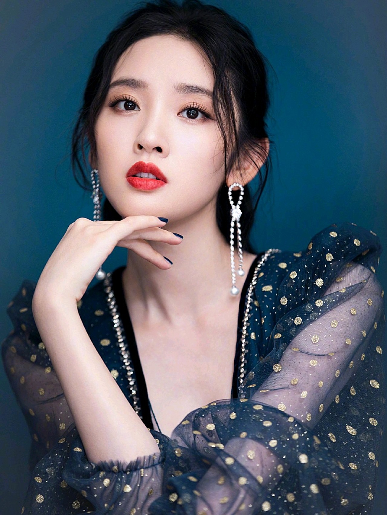 娃娃脸——唐艺昕