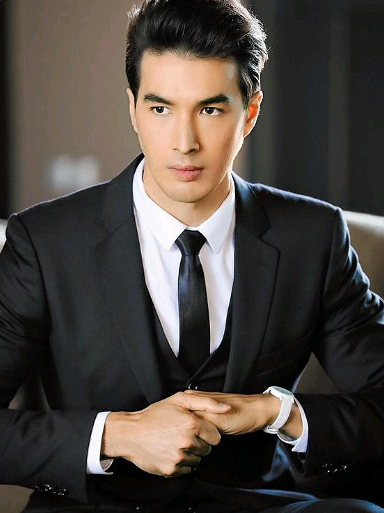 真,活久见.郭敬明这个住在热搜上的男人,今天又来放大招了.