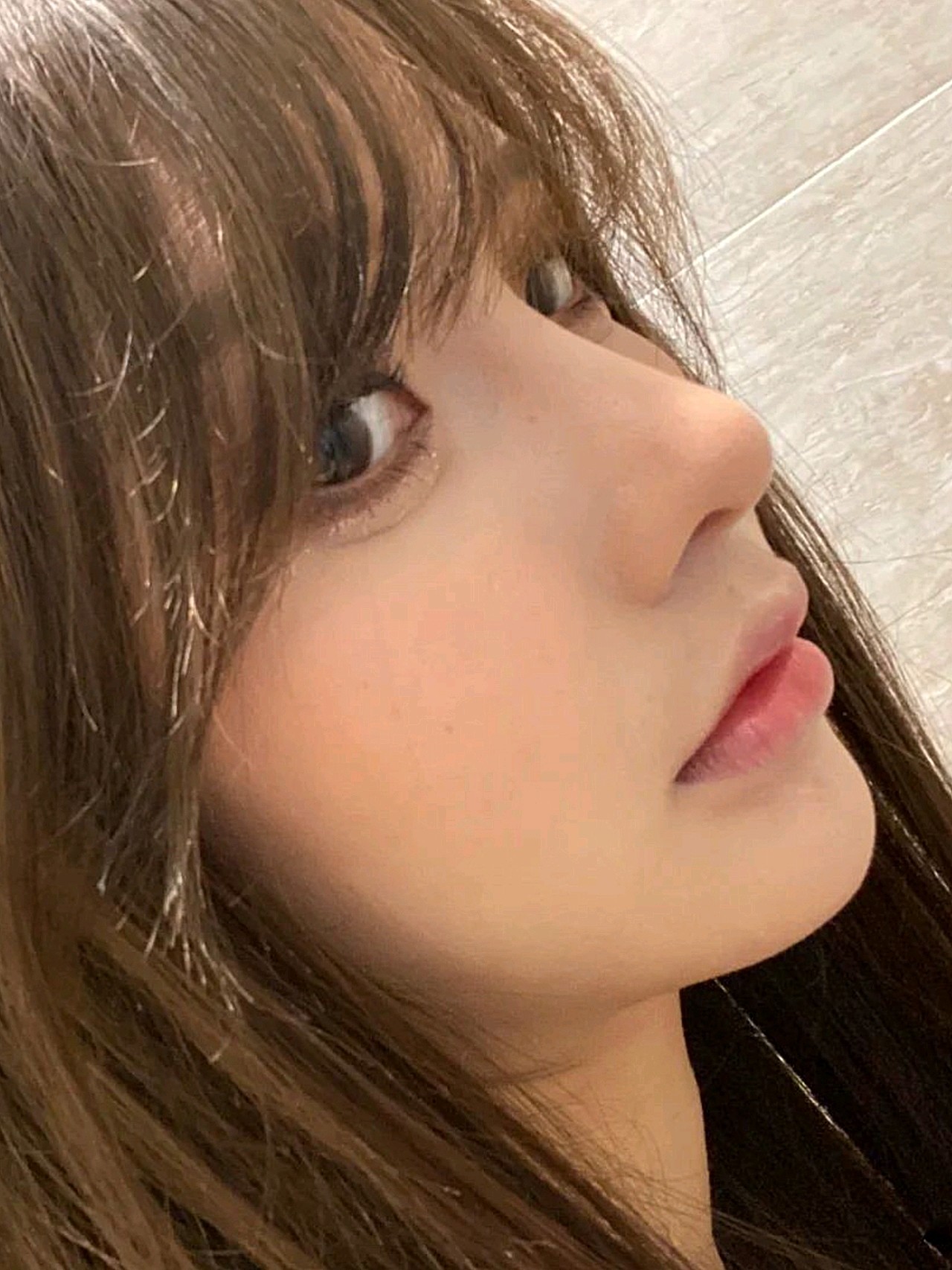 我原生的鼻子就是比较平坦,然后我喜欢网红一点的风格_圈子-新氧美容