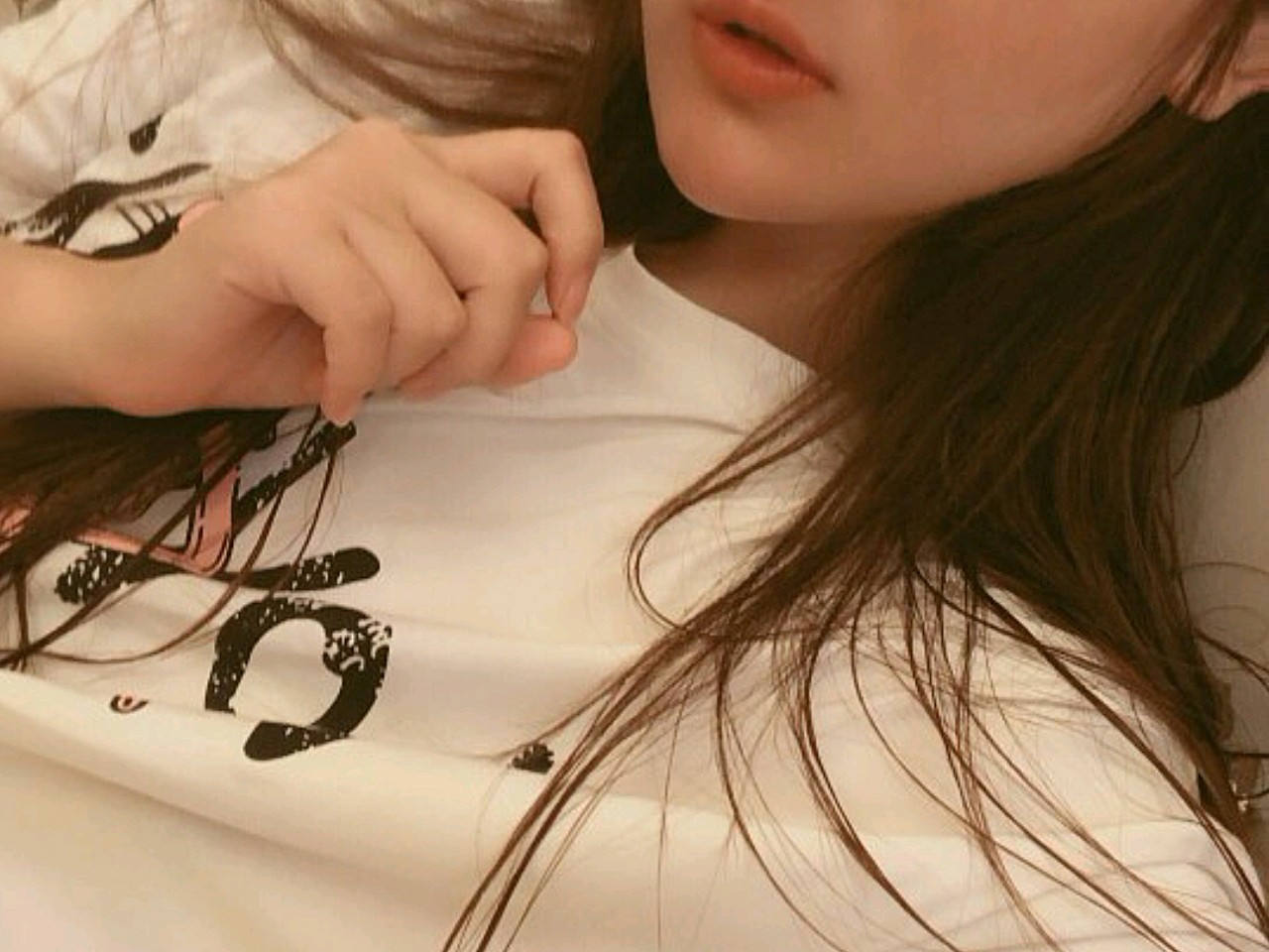 呜呜呜～,在家躺着无聊就自拍几张,美照来一组,有木_圈子-新氧美容