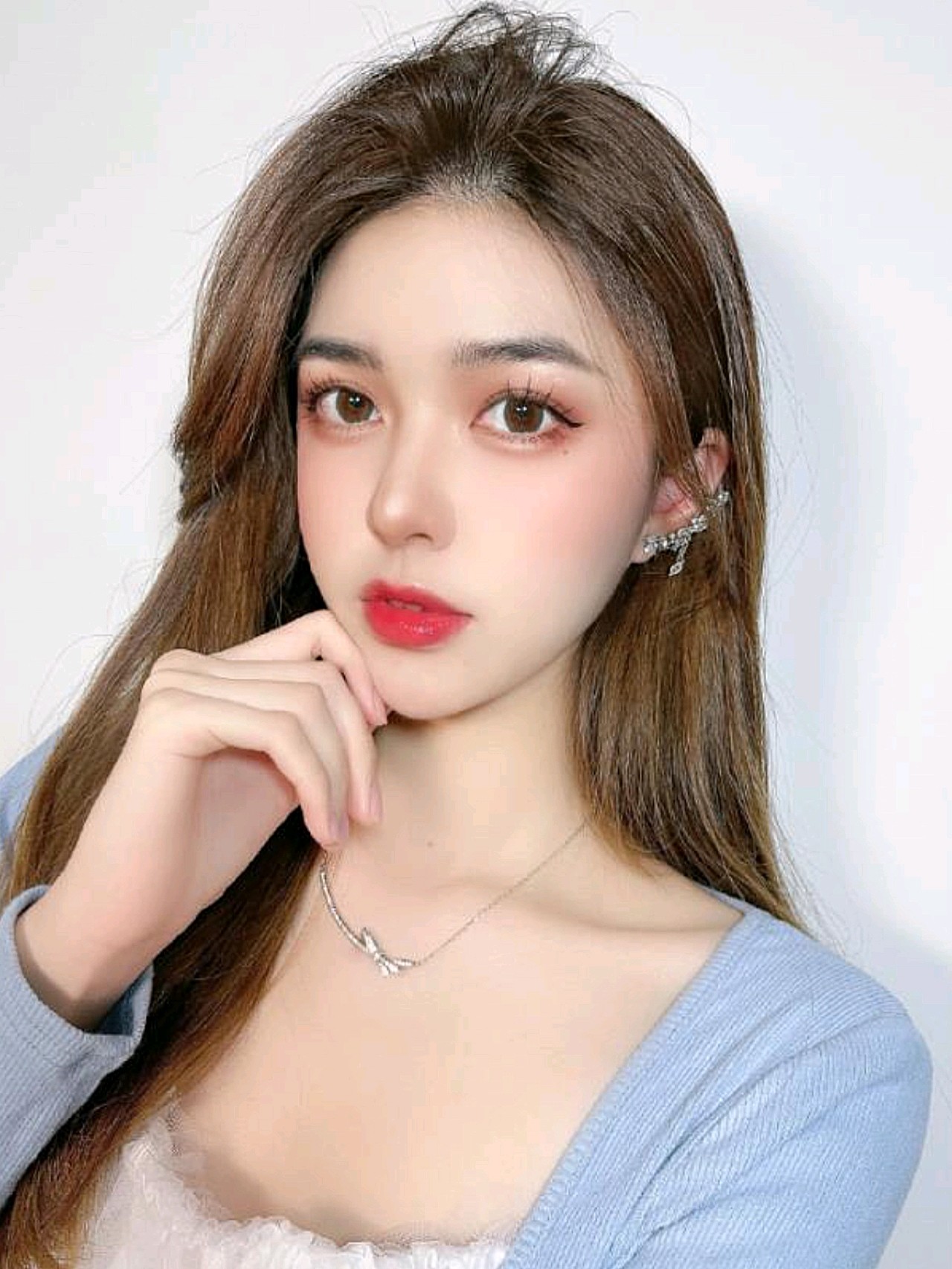 打完瑞蓝唯瑅后,脸部更加水润光滑,小细纹也看不到了_圈子-新氧美容