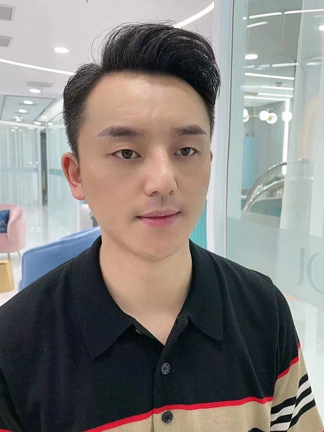 现在男孩子做眉毛的特别多了,不过还是有很多人排斥,_圈子-新氧美容