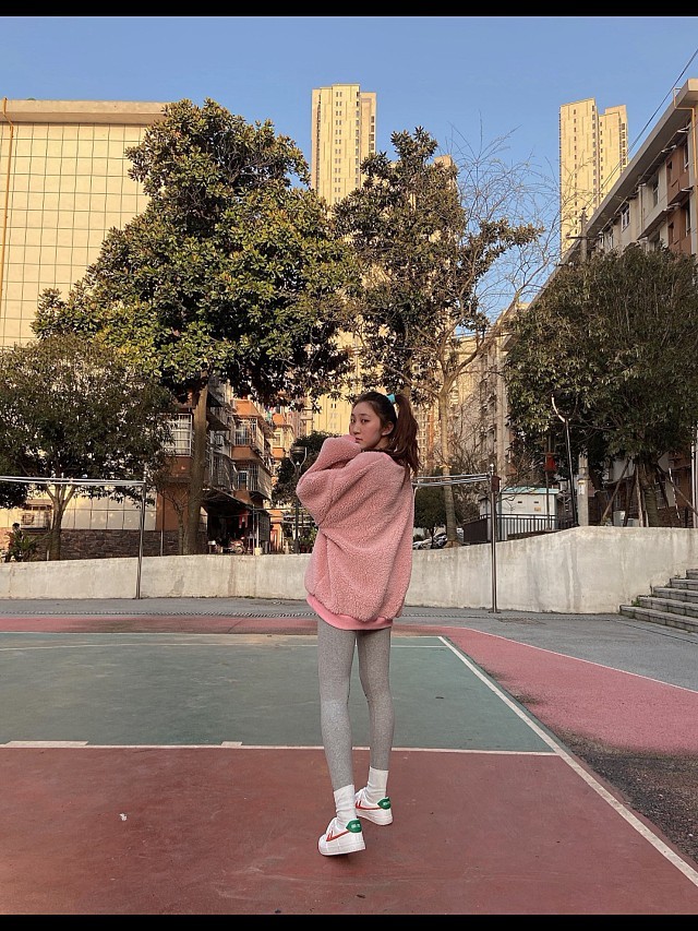 本人身高165,115斤,98年,平常会有运动滴,_圈子-新氧美容整形