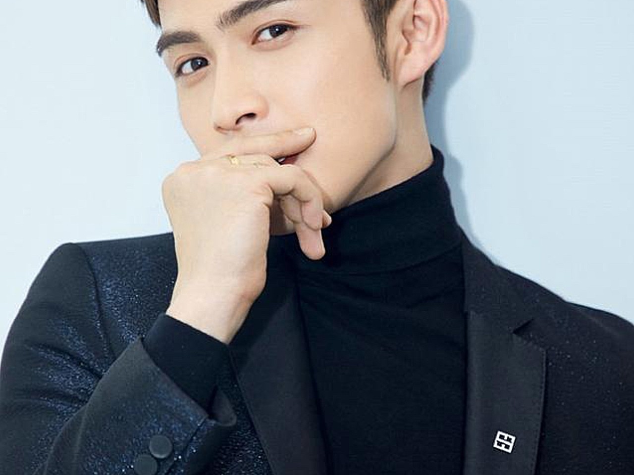 司藤--秦放73张彬彬脸属于文雅精致脸.