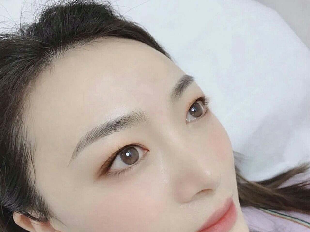 我是处女眉从没动过所以一直纠结这次有朋友介绍下定决心开动光眉形就