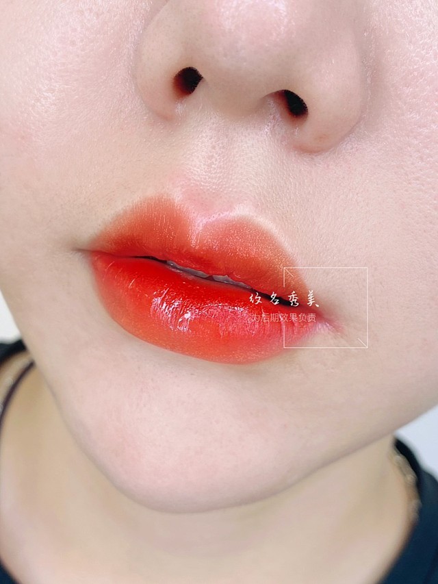 做了纹唇的半永久感觉自己的唇形都好看了哈哈主要是本来涂了口红的