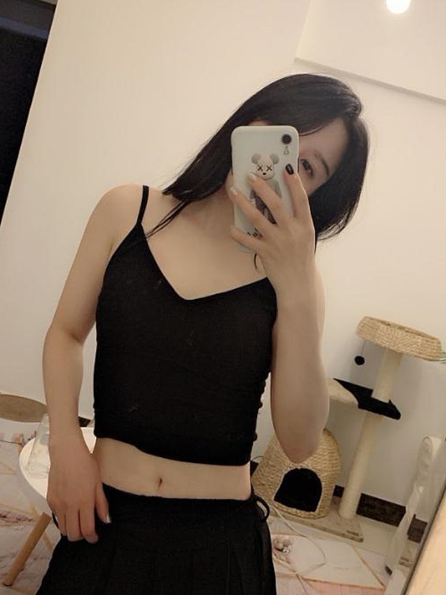 自我感觉全身都挺瘦的,偏偏小肚子有赘肉!可恶!