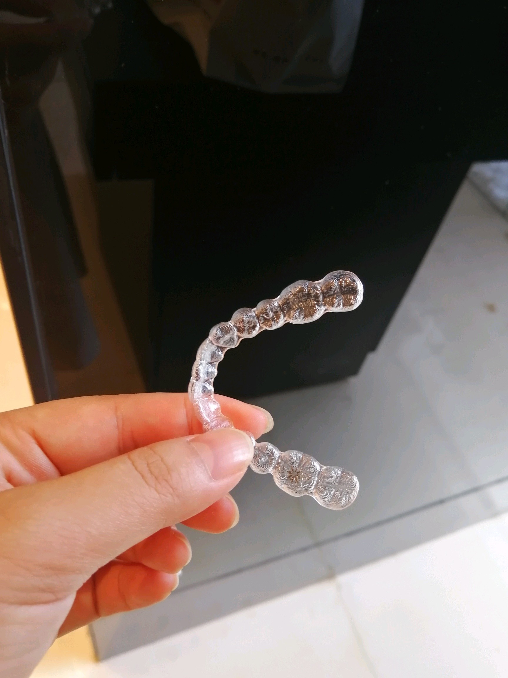 我去面诊的时候,医生那里刚刚好有一个小姐姐也戴牙套_圈子-新氧美容