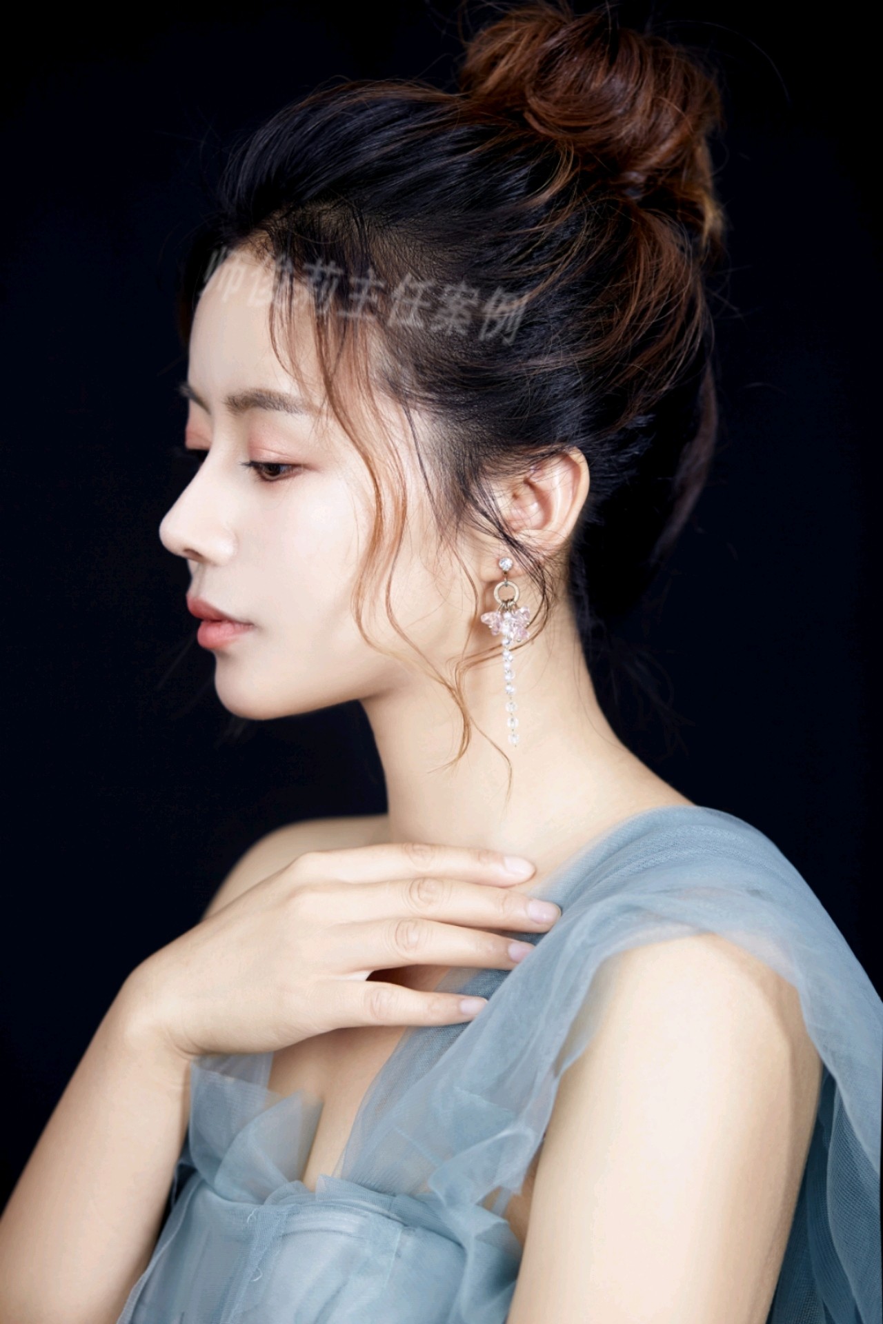 今天来一波美美的反馈,这是我做完鼻子第二次拍写真了_圈子-新氧美容