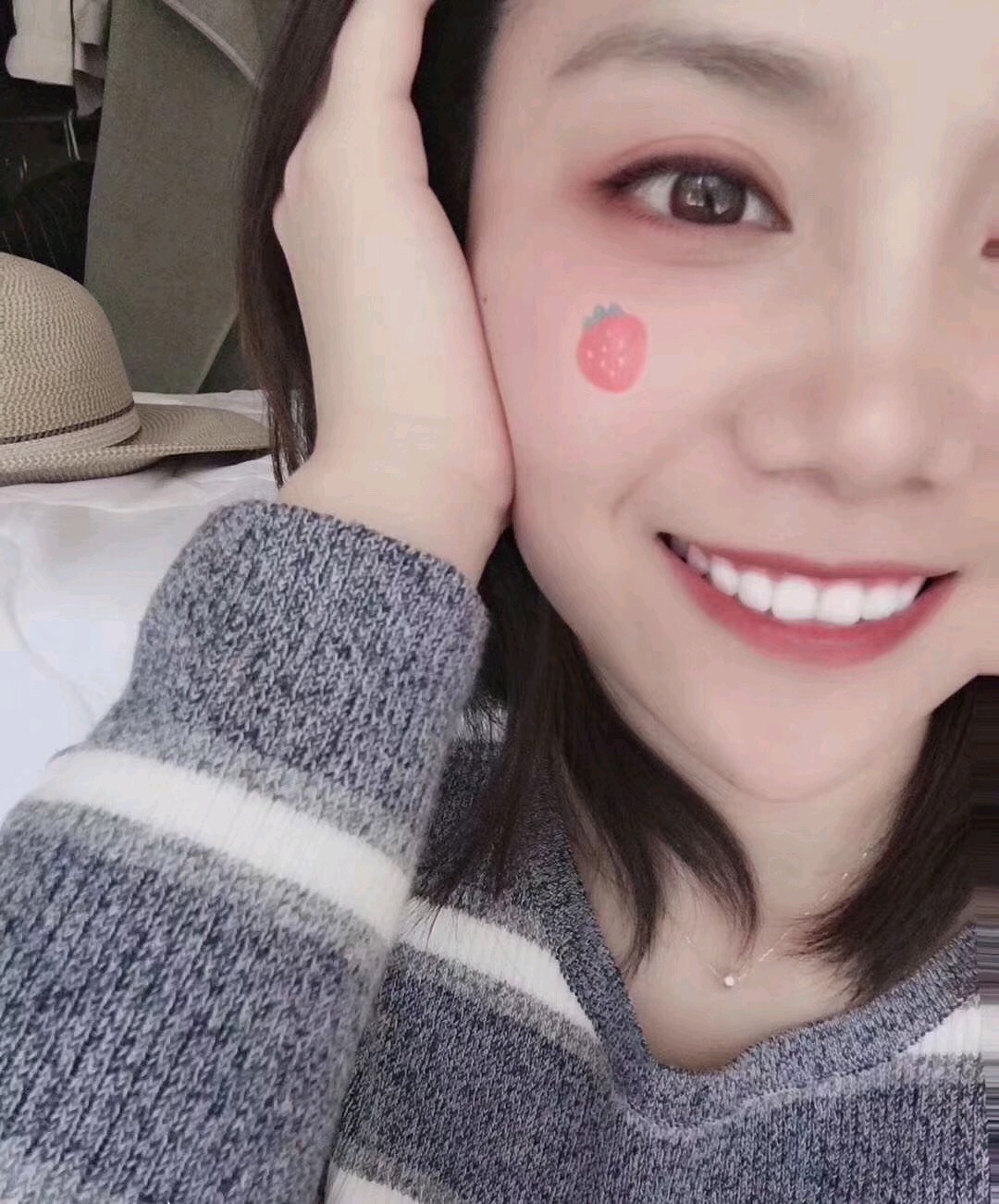 很羡慕别人一笑,有一口漂亮的白牙,而我的牙,朋友经_圈子-新氧美容