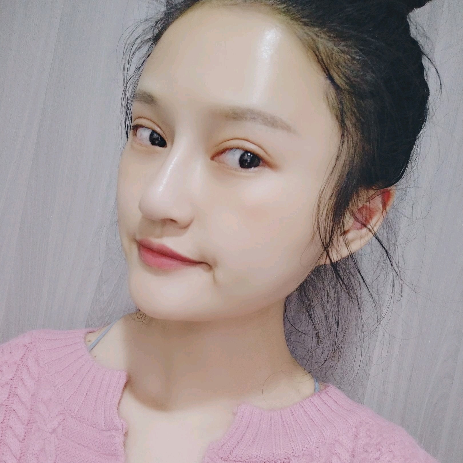 一直想要个饱满的脸,看到别人的脸满满都是胶原蛋白就很羡慕.