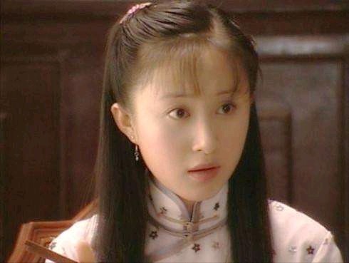 8715之后舒畅演的电视剧除了《金粉世家》都没看,里面的八妹也