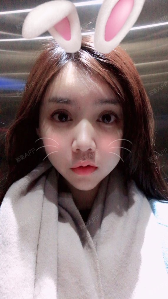 激萌拍出来就是萌萌哒,美颜相机要正常点.