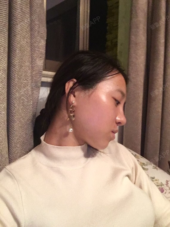 模糊的自拍来几张