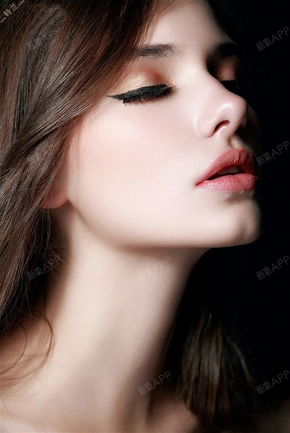 谢洪彬 | 美容美妆 | 眼部 | 鼻部 | 面部轮廓 | 激光美肤 | 微整形