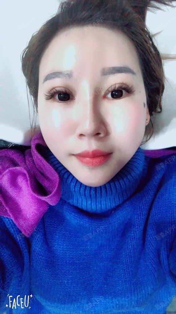 眉毛前年纹的.很浓还是用的老色调纹的.好难看怎么办啊?