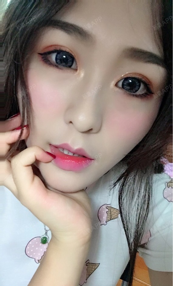 粉嫩少女小结巴