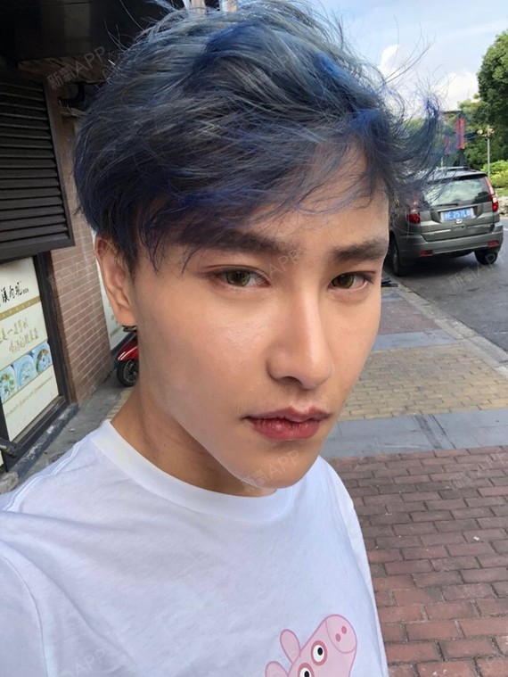 3号小哥哥开外眼角第192天美丽日记