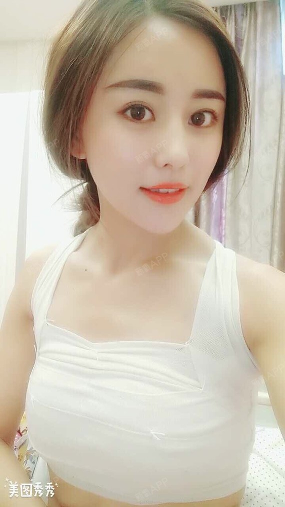 今天是术后第二天了,胸部还裹着纱布,感觉胸口被纱布_圈子-新氧美容