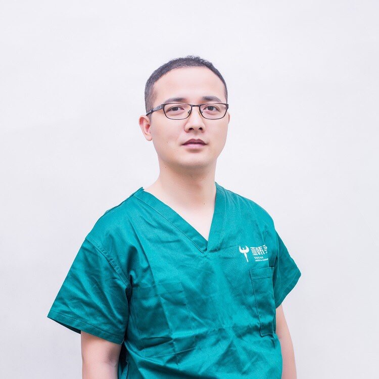 我是整形医生余国胜98697115擅长鼻部多项,高难度鼻修复_圈子