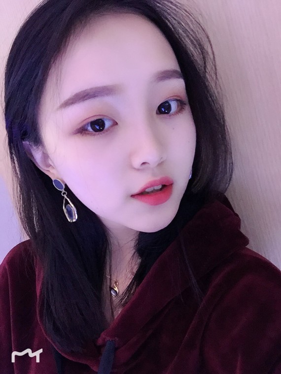 25岁就是女人的分水岭正处于一个尴尬的阶段,从"少女"开始变成"府女