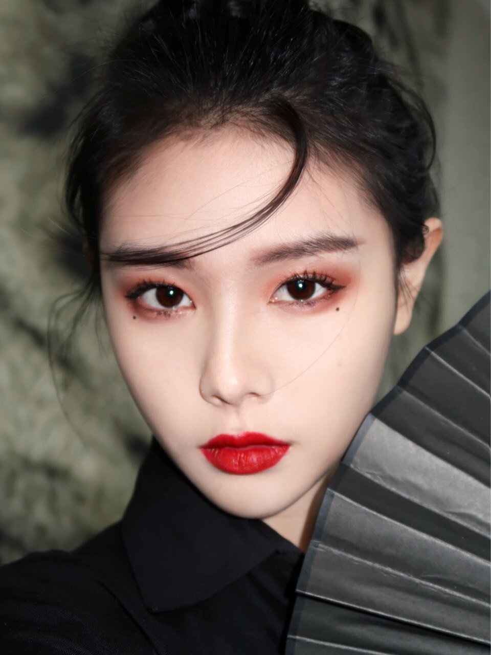 现在流行国风美少年,来一发中式妆!