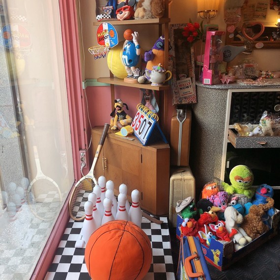 首尔延南洞ins泫雅最爱复古玩具店韩国小众拍照地