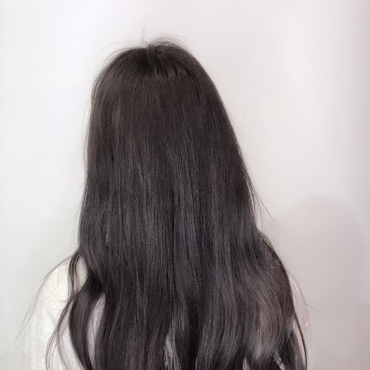 染了一个新发色很喜欢灰紫色在阳光下偏紫色